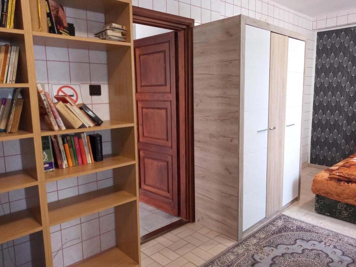 Luxury Eagle Apartman Budapest Exterior photo