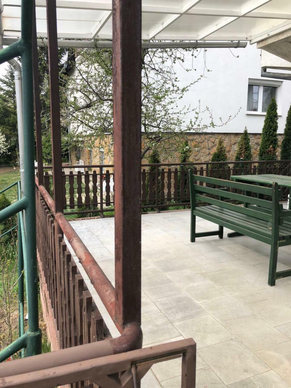 Luxury Eagle Apartman Budapest Exterior photo